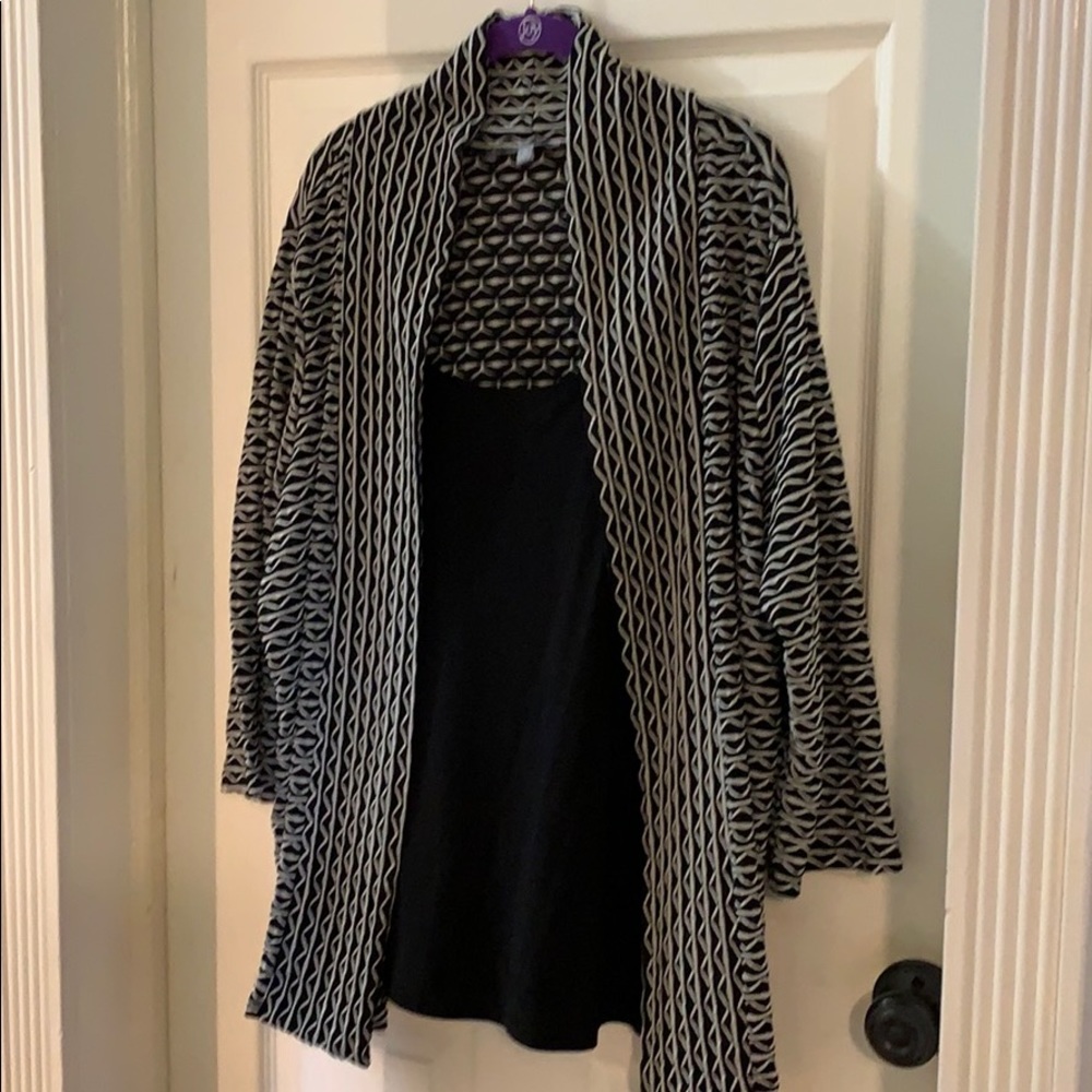 Black & White Textured Blouse/Jacket 1-piece Combo